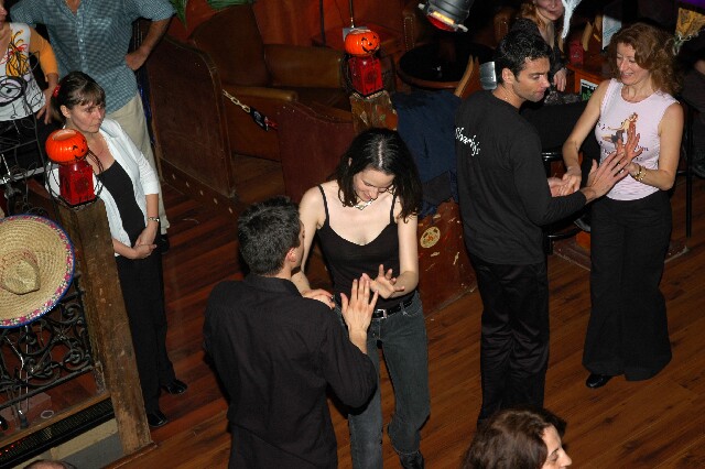 min 2005 11 06 sharkys 168